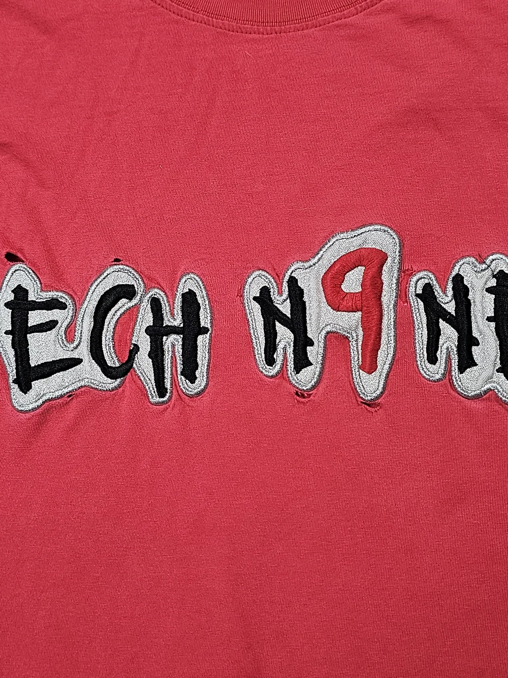Vintage Strange Music Tech N9ne Embroidered Logo Crew Neck T-Shirt Red 2XL